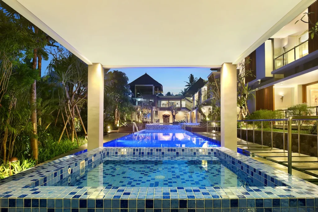 Royal Kamuela Villas & Suites
