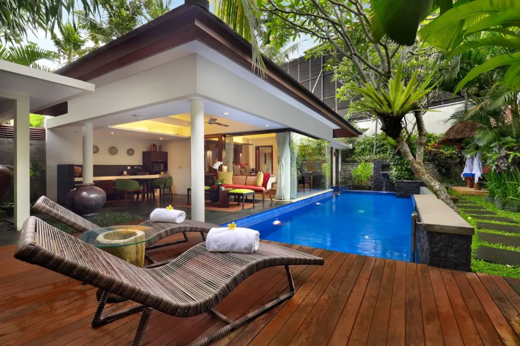 Royal Kamuela Villas & Suites