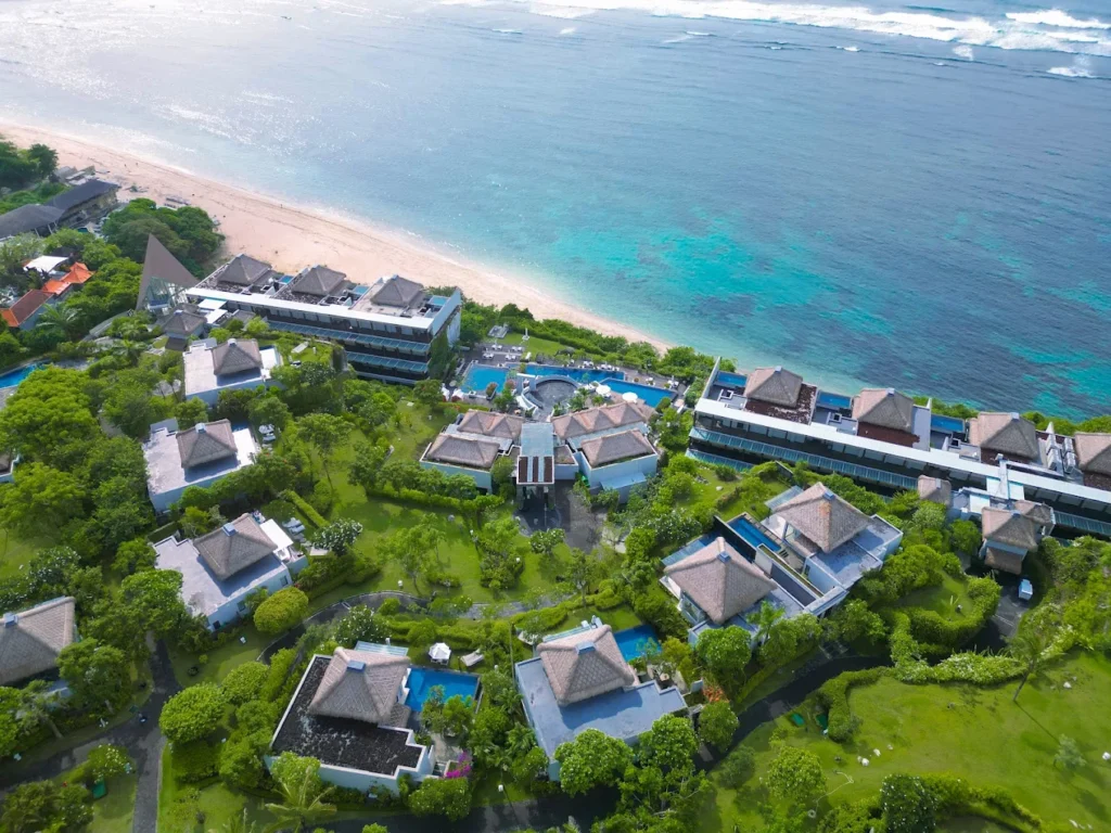 Samabe Bali Suites & Villas