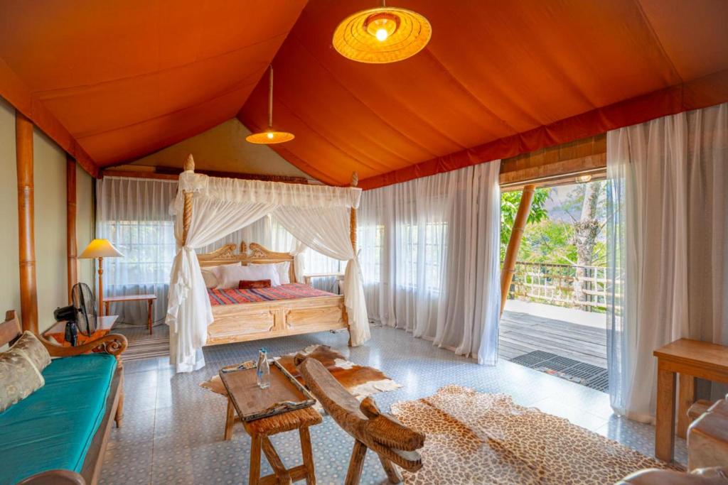 Sang Giri Mountain Tent Resort