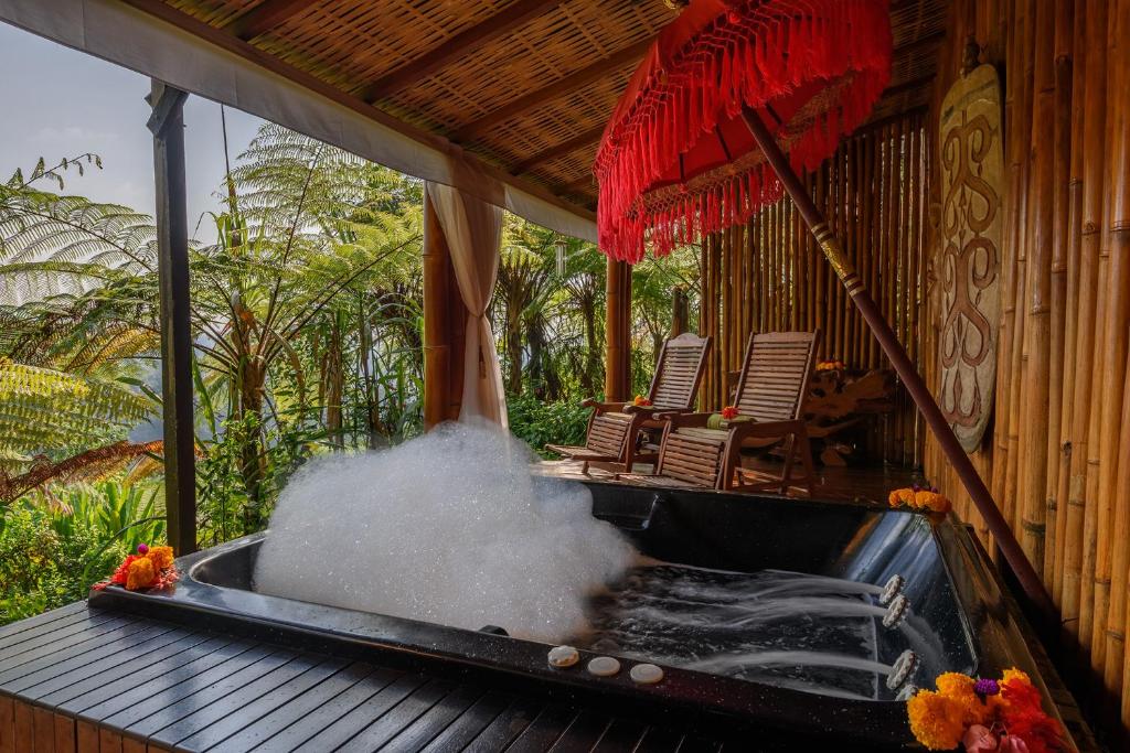 Sang Giri Mountain Tent Resort