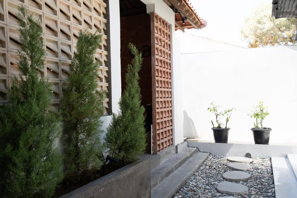 Sekeca Co-Living Hotel