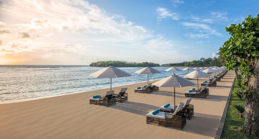 The Laguna, A Luxury Collection Resort & Spa Hotel