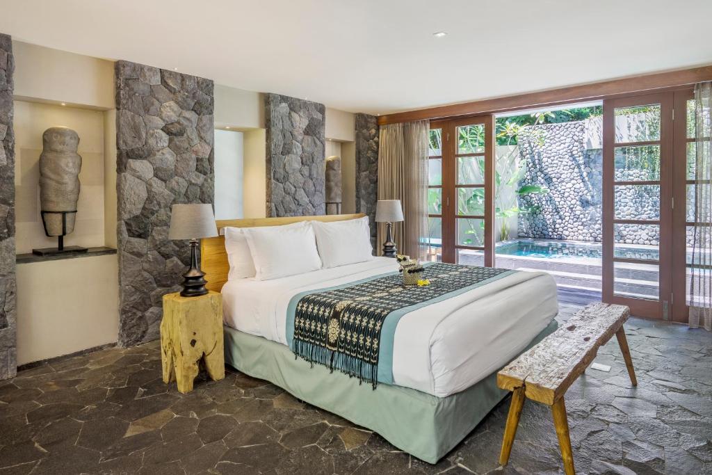 The Purist Villas