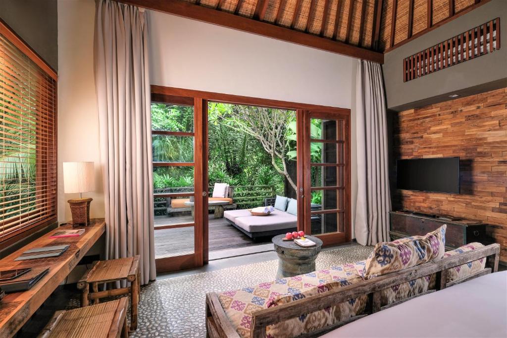 The Purist Villas