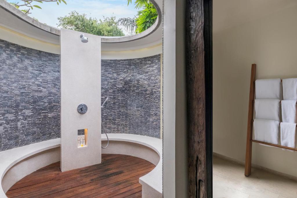 The Purist Villas