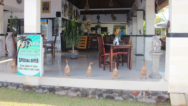 Kelapa Lovina Beach Villas