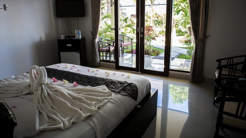 Kelapa Lovina Beach Villas