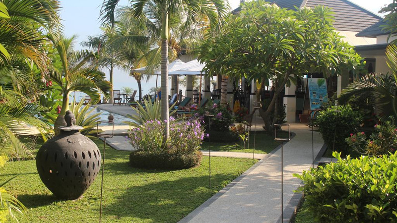 Kelapa Lovina Beach Villas