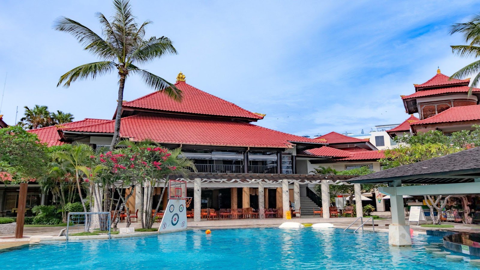 Balinese-style buildings and pool at Holiday Inn Resort Baruna Bali
